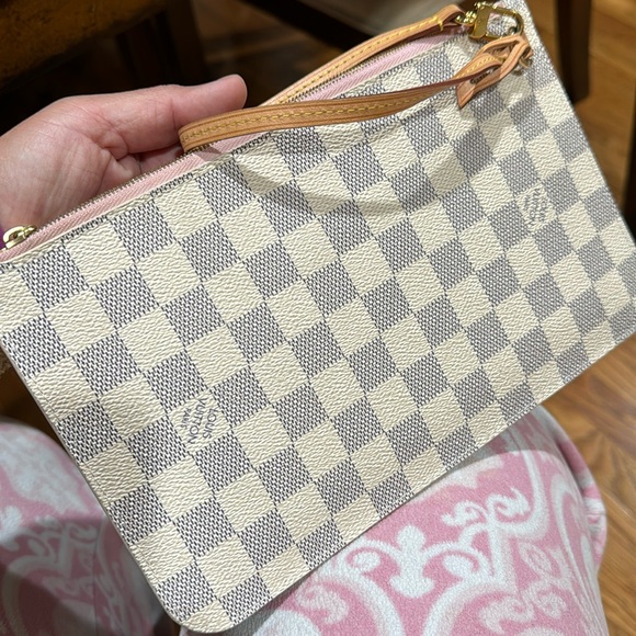 Authentic Neverfull large pouch! Damier Azur with strap! - Picture 1 of 17